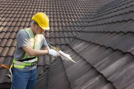 Best Chimney Flashing Repair  in Lynnwood, WA